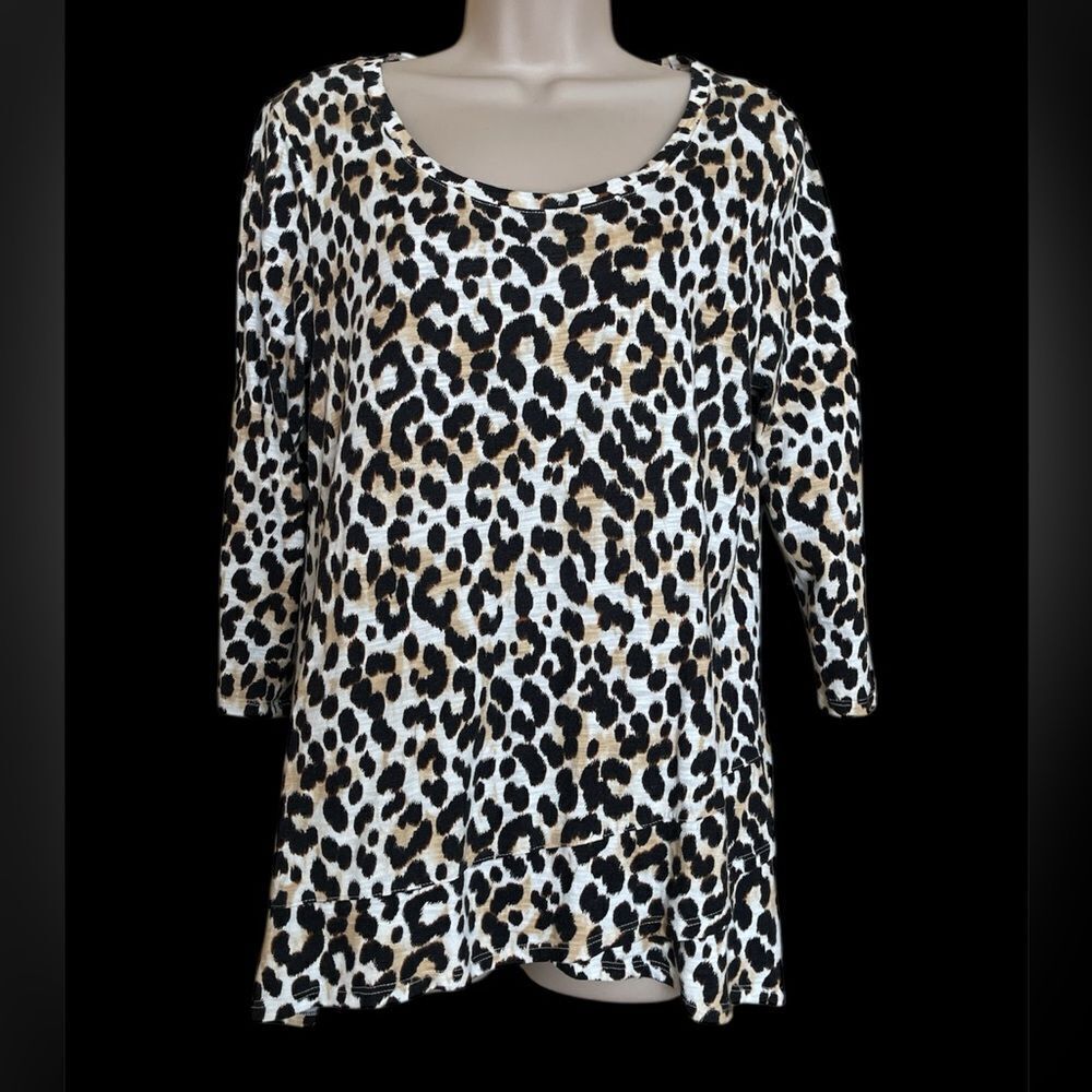 Chico's Black and brown animal, print cheetah, Blouse Sz 1 crewneck, long sleeve